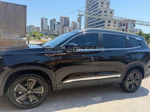 Sahibinden Chery Tiggo 8 Pro Max Intelligent 2025 çıkışlı  6000km hatasız piyasanın en uygunu