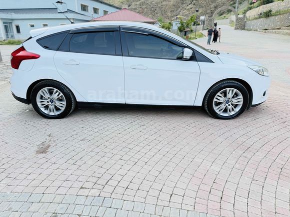 Sahibinden Ford Focus 1.6 Ti-VCT Trend X 2014 Model 