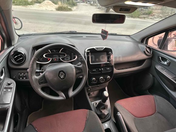 Sahibinden Renault Clio 1.2 Touch 2012 Model  181.000 km Beyaz