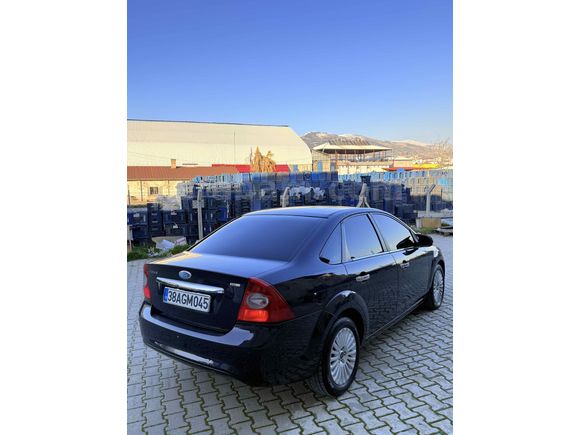 Sahibinden Ford Focus 1.6 TDCi Titanium 2010 Model 