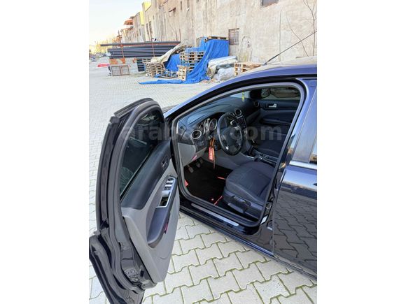 Sahibinden Ford Focus 1.6 TDCi Titanium 2010 Model 