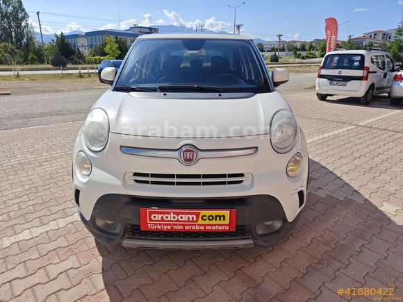 HATASIZ CAM TAVANLI  Fiat 500 Ailesi 500L 1.3 Mjet RockStar 2016 Model İstanbul 95.662 km Beyaz