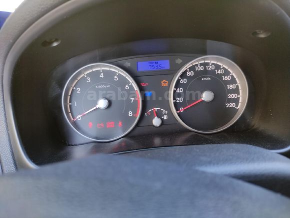 Sahibinden Hyundai Accent Era 1.4 Team 2010 Model