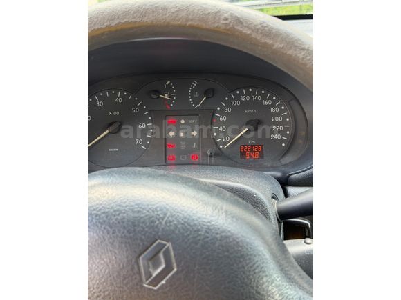 Sahibinden Renault Clio 1.4 2000 Model