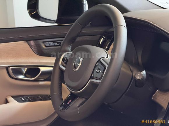 2025 Volvo XC90 2.0 B5 MHEV Plus Bright Bayi %20 faturalı