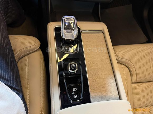 2025 Volvo XC90 2.0 B5 MHEV Plus Bright Bayi %20 faturalı