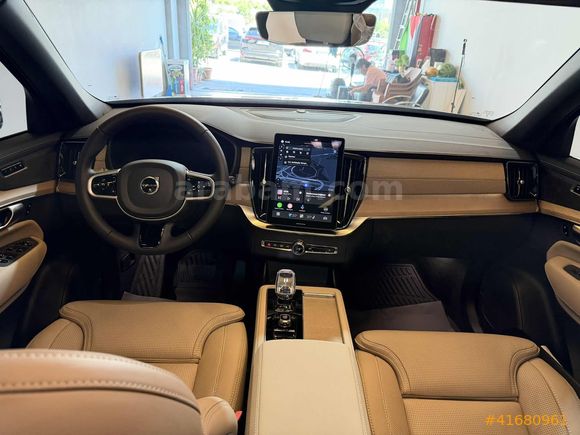 2025 Volvo XC90 2.0 B5 MHEV Plus Bright Bayi %20 faturalı