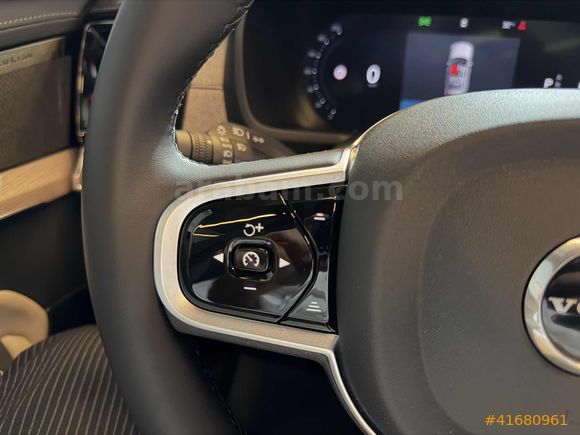 2025 Volvo XC90 2.0 B5 MHEV Plus Bright Bayi %20 faturalı