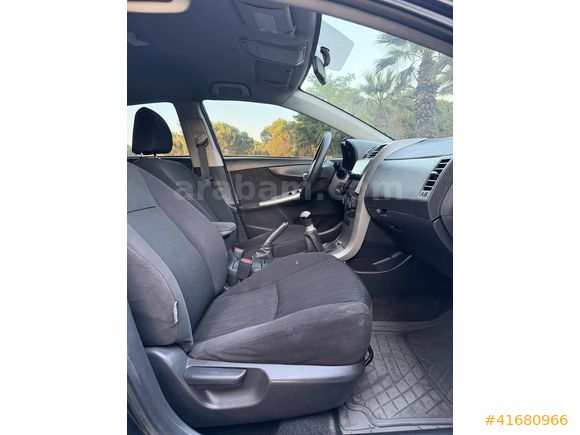 // CARLEON'dan // COROLLA 1.4 D-4D// DEĞİŞENSİZ // CAM GİBİ //