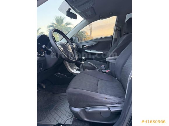 // CARLEON'dan // COROLLA 1.4 D-4D// DEĞİŞENSİZ // CAM GİBİ //