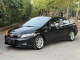 DOĞUBEY'DEN 2012 HONDA CİVİC FB7 CARPLAY SİYAH İÇİ BEJ