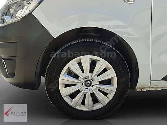 Kutay Bodrum'dan 2025 Express Van 1.5 dCİ Manuel 25AY GARANTİ