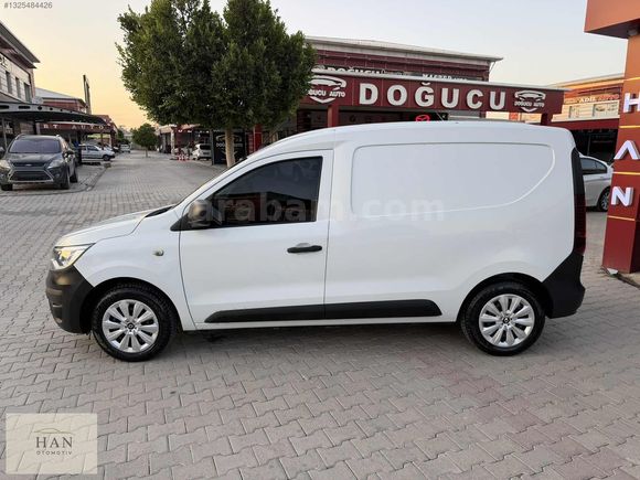 BOYASIZ 2023 EXPRESS VAN 1.5 BLUEDCİ JOY 95 HP HATASIZ
