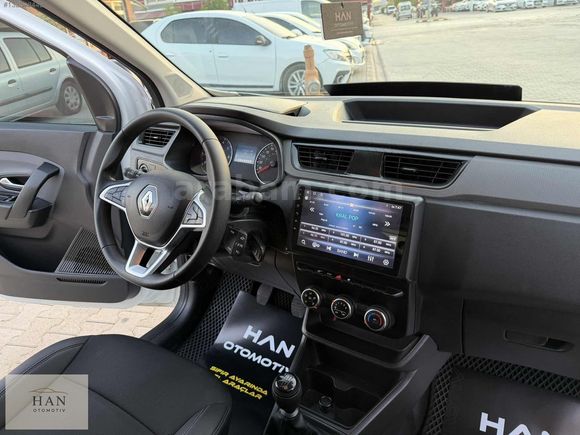 BOYASIZ 2023 EXPRESS VAN 1.5 BLUEDCİ JOY 95 HP HATASIZ