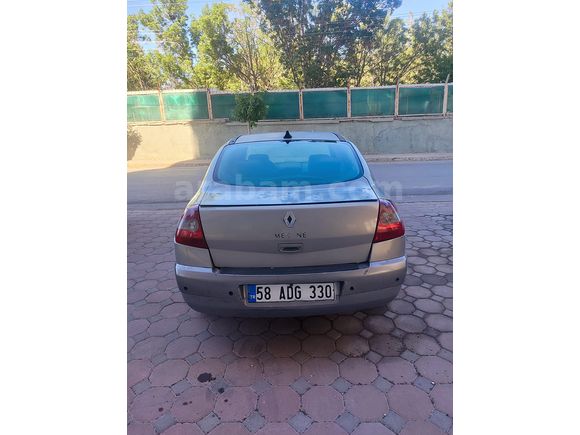 OTOMATİK VİTES SANRUFLU FUL PAKET ACİL SATILIK