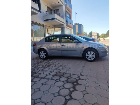 OTOMATİK VİTES SANRUFLU FUL PAKET ACİL SATILIK
