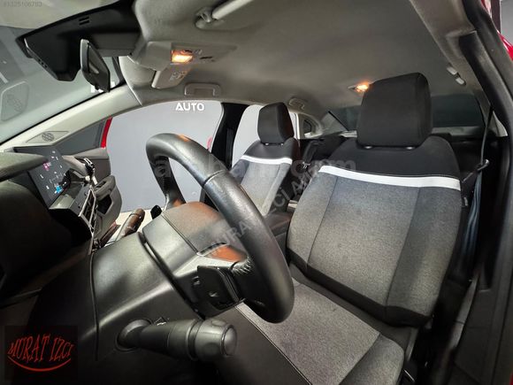 MURAT İZCİ AUTO 2024 CİTROEN C4X 1.2 PURETECH FEEL BOLD BOYA YOK