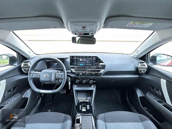 HATASIZ 15 BİN KM'DE 2023 MODEL C4 X 1.2 PURETECH FEEL BOLD
