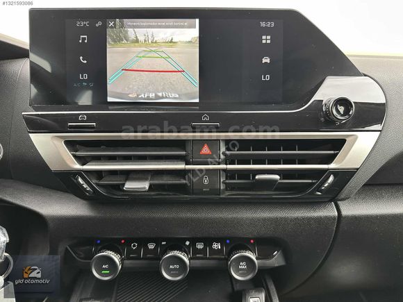 HATASIZ 15 BİN KM'DE 2023 MODEL C4 X 1.2 PURETECH FEEL BOLD