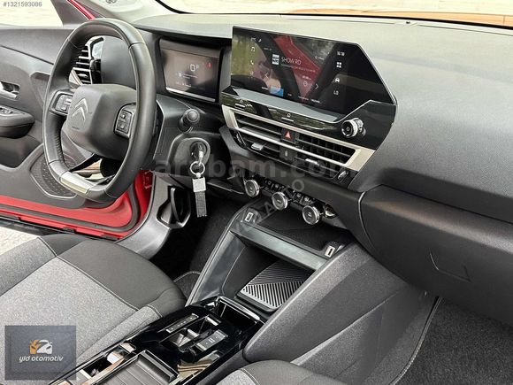 HATASIZ 15 BİN KM'DE 2023 MODEL C4 X 1.2 PURETECH FEEL BOLD