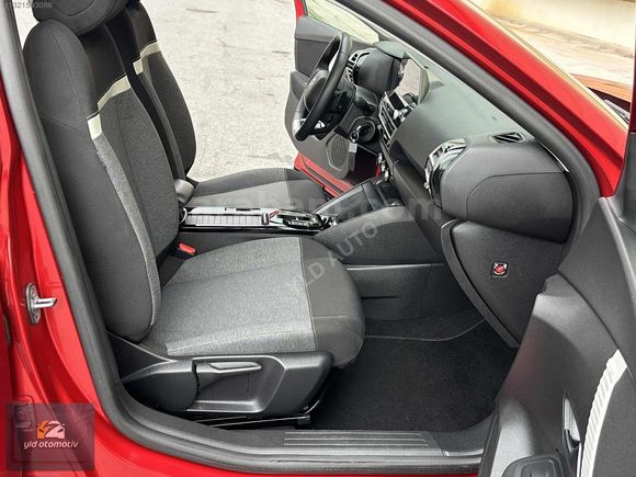 HATASIZ 15 BİN KM'DE 2023 MODEL C4 X 1.2 PURETECH FEEL BOLD
