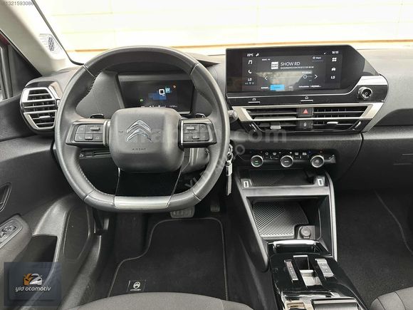 HATASIZ 15 BİN KM'DE 2023 MODEL C4 X 1.2 PURETECH FEEL BOLD