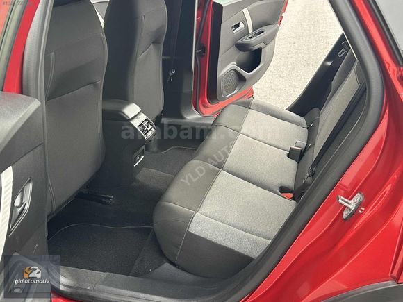 HATASIZ 15 BİN KM'DE 2023 MODEL C4 X 1.2 PURETECH FEEL BOLD