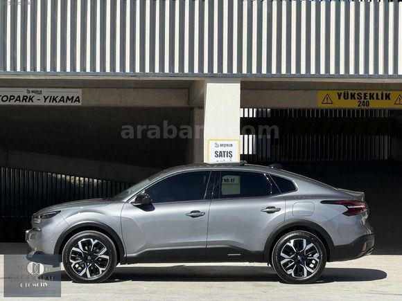 __ÇAĞDAŞLAR' DAN__ 2025 CITROEN C4X__CAM TAVANLI__17.000 KM'DE__