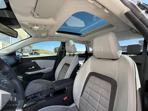 __ÇAĞDAŞLAR' DAN__ 2025 CITROEN C4X__CAM TAVANLI__17.000 KM'DE__