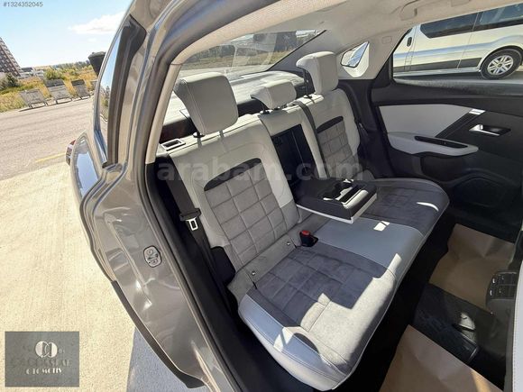 __ÇAĞDAŞLAR' DAN__ 2025 CITROEN C4X__CAM TAVANLI__17.000 KM'DE__
