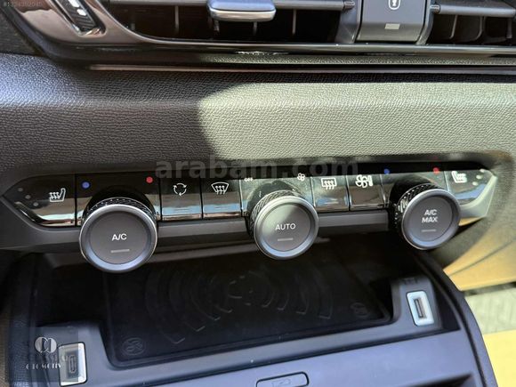 __ÇAĞDAŞLAR' DAN__ 2025 CITROEN C4X__CAM TAVANLI__17.000 KM'DE__