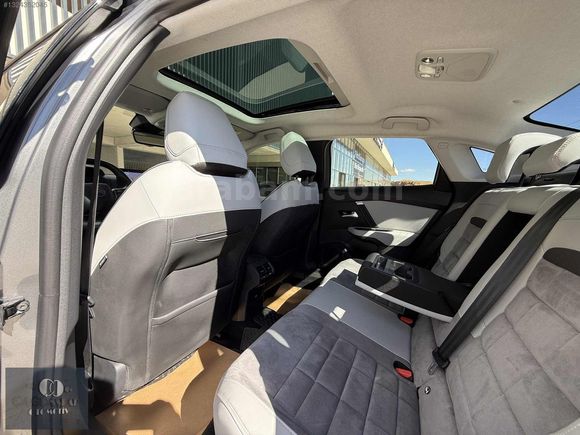__ÇAĞDAŞLAR' DAN__ 2025 CITROEN C4X__CAM TAVANLI__17.000 KM'DE__