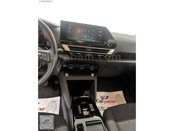 "CARPARTNER" 2025 MODEL C4X 1.2 PURETECH YOU 130 HP