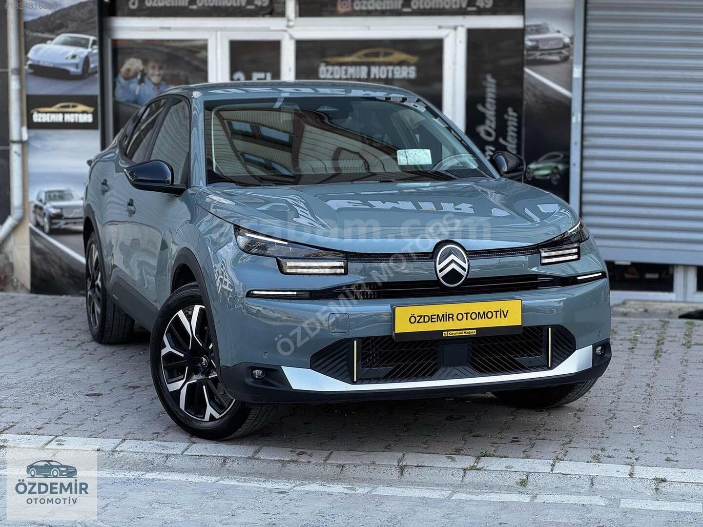 Galeriden Citroen C4 X 1.2 PureTech Max 2025 Model İstanbul 43.000 km Yeşil 6