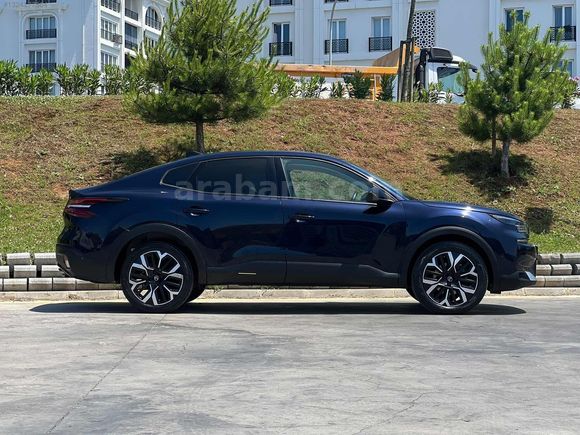 25MODEL CITROEN C4X MAX HATASIZ BOYASIZTRAMERSİZ SADECE 7 BİN KM