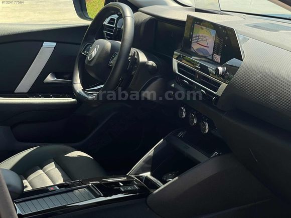 25MODEL CITROEN C4X MAX HATASIZ BOYASIZTRAMERSİZ SADECE 7 BİN KM