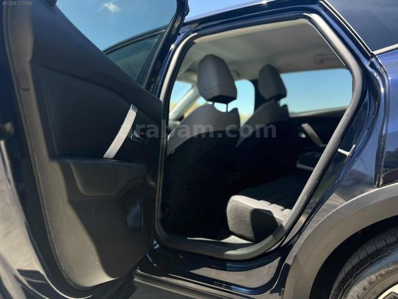 25MODEL CITROEN C4X MAX HATASIZ BOYASIZTRAMERSİZ SADECE 7 BİN KM