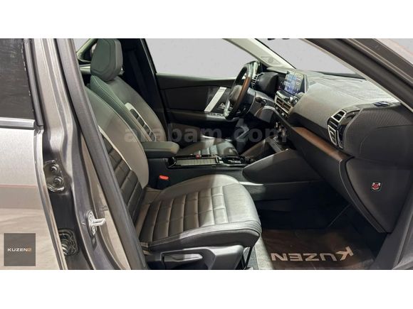 KUZEN2 MERKEZ 2025 CITROEN C4 X 1.2 PURETECH MAX EAT8