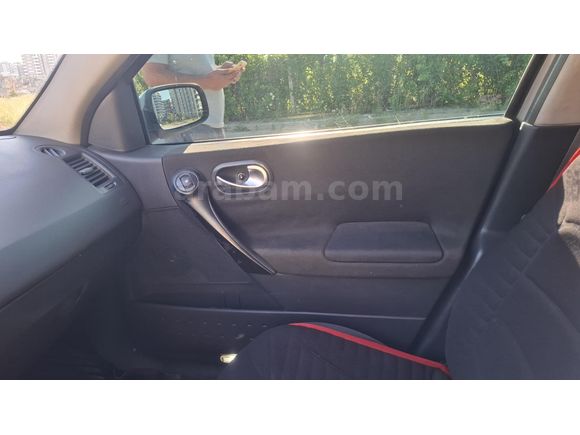 Sahibinden Renault Megane 1.6 Dynamique 2005 Model