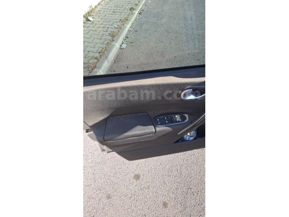 Sahibinden Renault Megane 1.6 Dynamique 2005 Model