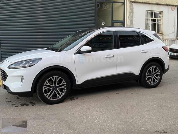 ÖZYILDIZ dan 2022 model FORD KUGA 1.5 EcoBlue TİTANİUM