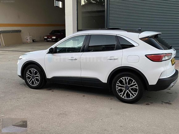 ÖZYILDIZ dan 2022 model FORD KUGA 1.5 EcoBlue TİTANİUM