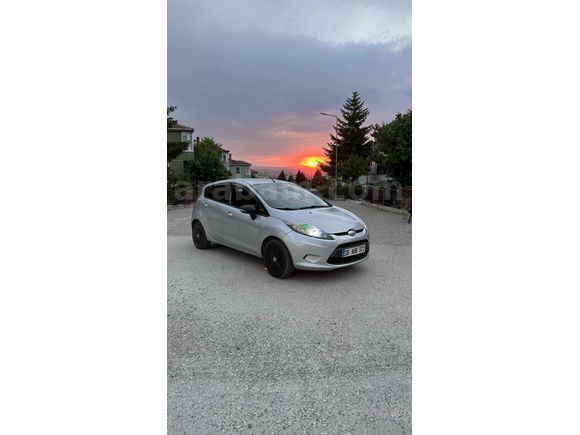 Sahibinden Ford Fiesta 1.4 TDCi Trend 2010 Model 