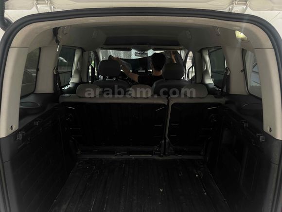 Galeriden Citroen Berlingo 1.6 HDi Multispace 2015 Model Gaziantep