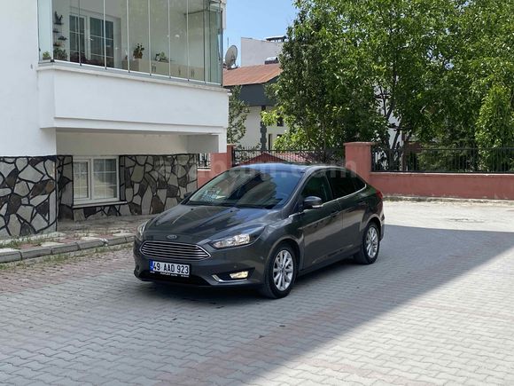 Galeriden Ford Focus 1.6 TDCi Titanium 2018 Model Van