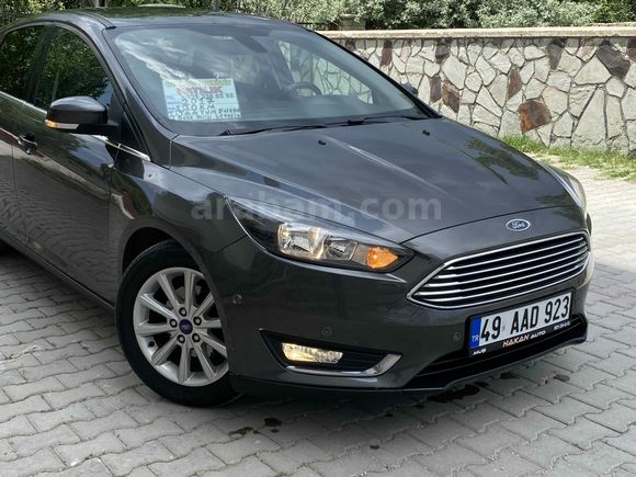 Galeriden Ford Focus 1.6 TDCi Titanium 2018 Model Van