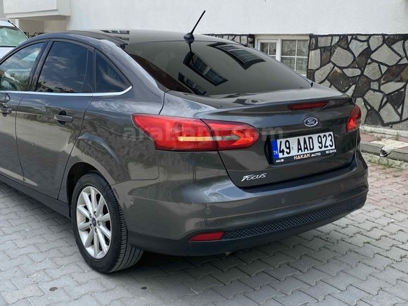 Galeriden Ford Focus 1.6 TDCi Titanium 2018 Model Van