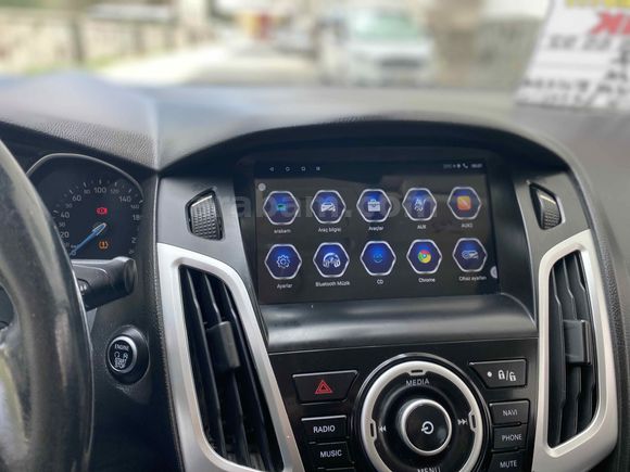 Galeriden Ford Focus 1.6 TDCi Titanium 2018 Model Van