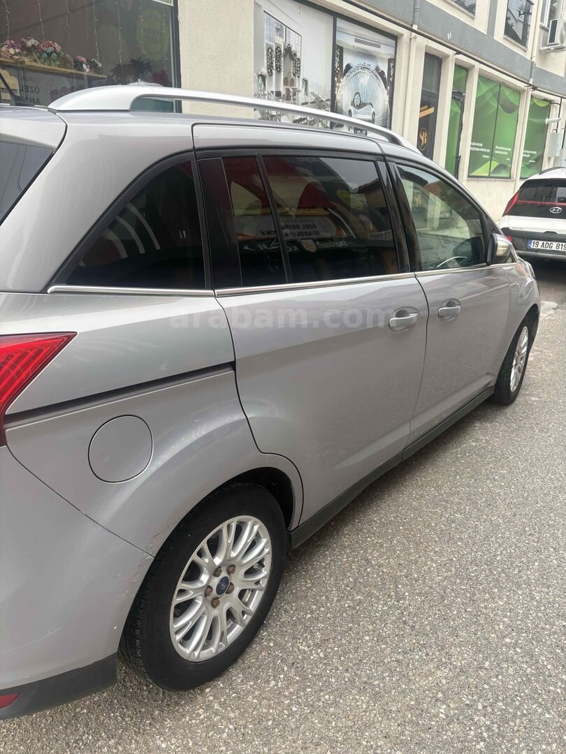 Sahibinden Ford Grand C-Max 1.6 TDCI Titanium 2012 Model Ankara 254.000 km Gri (titanyum) 3