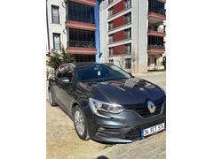 Sahibinden  HATASIZ  Renault Megane 1.3 TCe Joy Comfort 2022 Model  132.000 km Gri